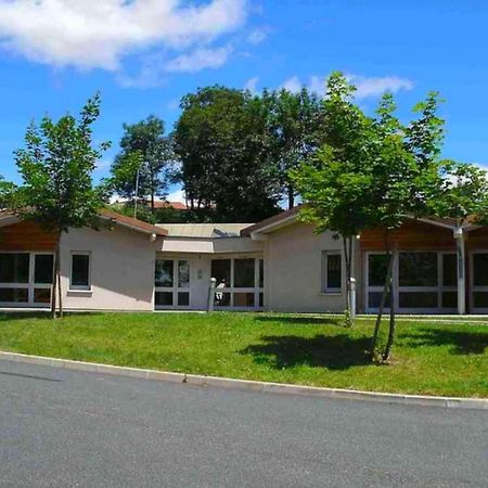 Les Gites Du Val Valprivas Exterior photo